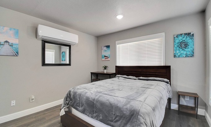 Olivehurst House | Tiny Home For Two. Pet-Friendly With A Lot of Privacy In Olivehurst.