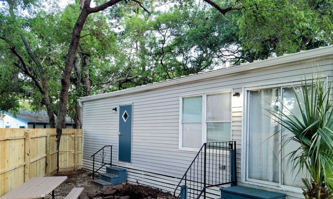Apopka House | Tiny Home Near Disney