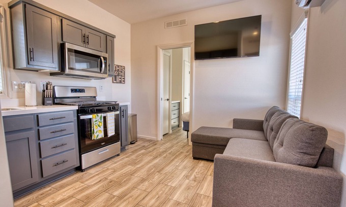 Ehrenberg Cabin | Tiny Home Sleeps 4 at Luxury RV Resort