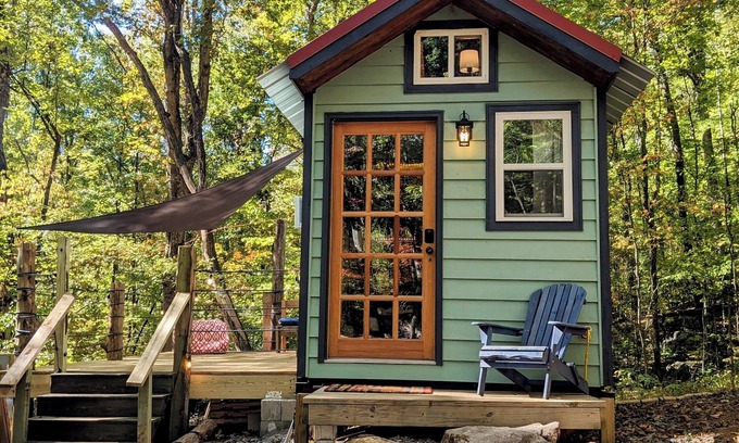 Chattanooga Cabin | Tiny House~Creeks & River Nearby
