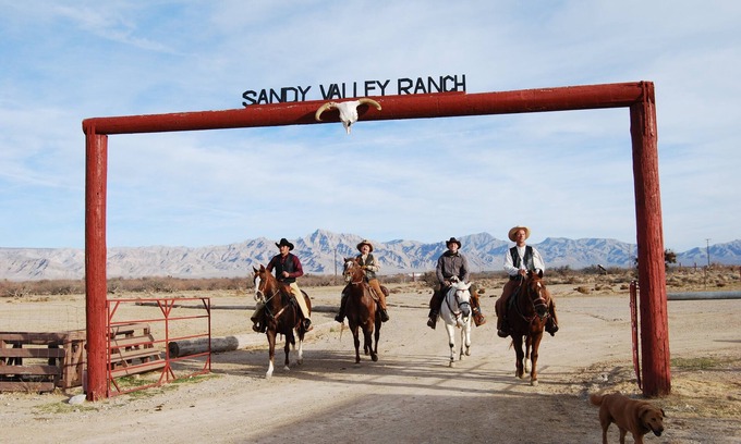 Sandy Valley Cottage | Tiny House in the Mojave Desert near Las Vegas /The Hummingbird