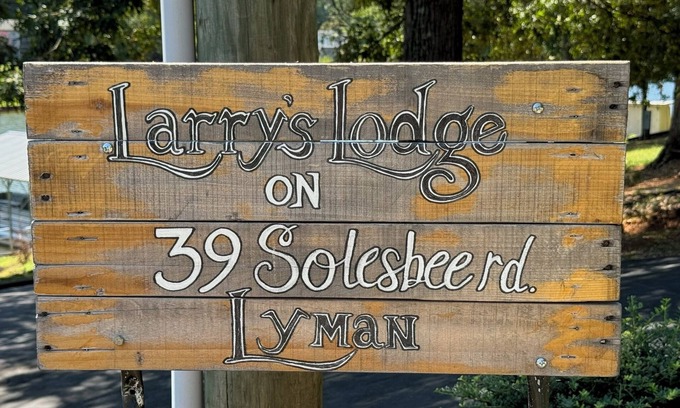 Lyman Cabin | Tiny house on Lyman Lake with hot tub