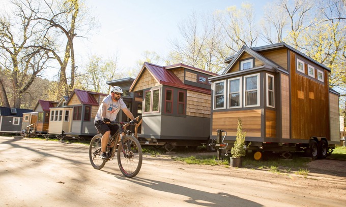 Lyons House | Tiny House Resort: Outdoor Adventure Near Estes Park