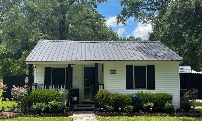 Franklinton House | Tiny house with hot tub, kids play area, and fire pit