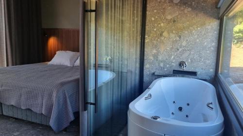 Garibaldi Villa | TinyWine House Vale dos Vinhedos - Cabana Malbec