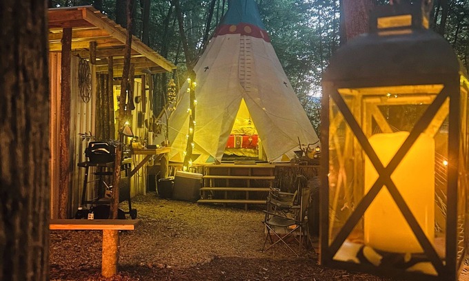 Trenton Resort | Tipi Among the Trees Couples Glamping Retreat with Jacuzzi