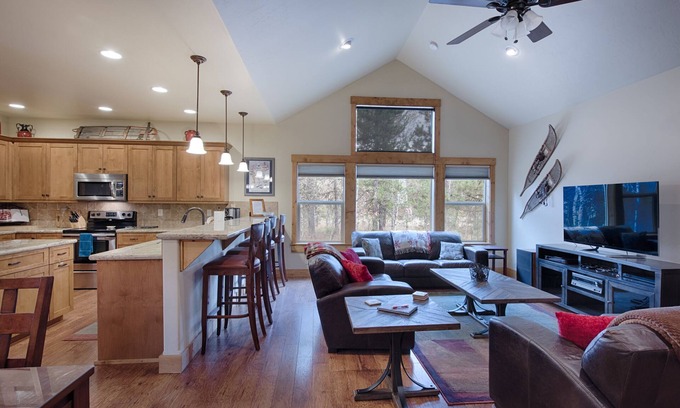 McCall House | TJ's Mountain Haus: Hot Tub, Air Conditioning, Pet Friendly