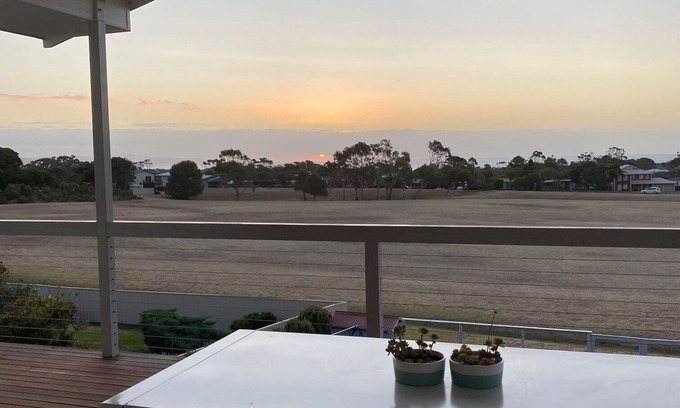 Carrickalinga House | To Be Shore - Perfect place for the family