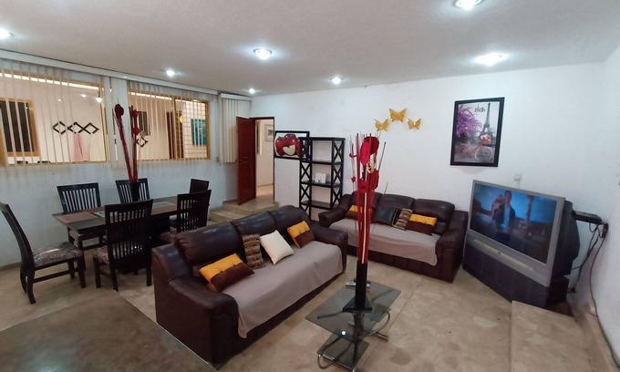 Toluca City-Centre House | Toluca Centrica House