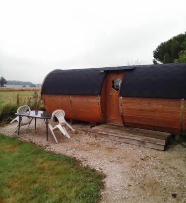 Couvains Cabin | Tonneau