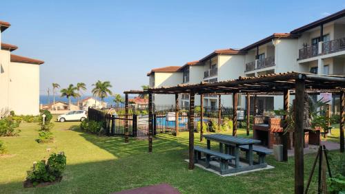 Margate Apartment | Topanga 17