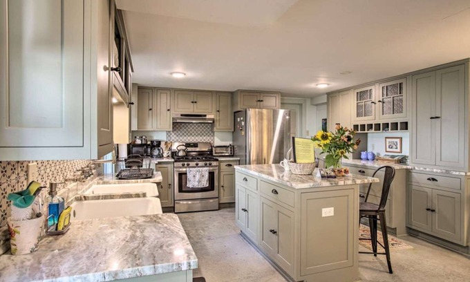 New Orleans Apartment | Totally renovated apartment near the fabulous Bayou St John.