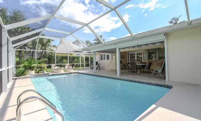 Coquina Sands House | Totally Renovated Home: Screened in Lanai w/Heated Pool & Dining-2 Blocks to Beach-Coquina Sands