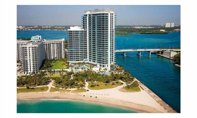 Bal Harbour Hotel | TOTALLY UPGRADED 5 * Privately Managed Suite at the Ritz Carlton