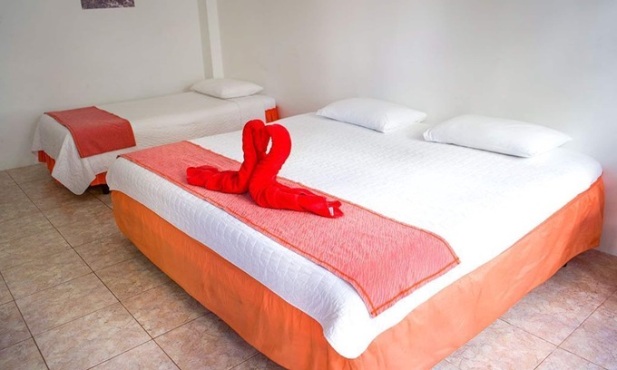 Puerto Villamil House | Tour to volcan, swim with sharks! Double Room Suite #2