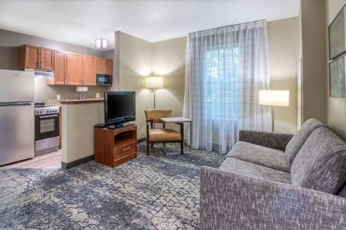 Cary Hotel | TownePlace Suites Raleigh Cary/Weston Parkway