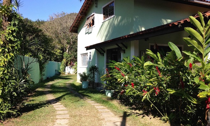Boicucanga Beach House | Townhouse 400 m from the beach for 9 people