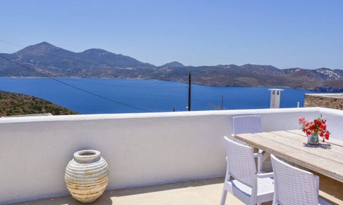 Tripiti House | Traditional Cycladic House