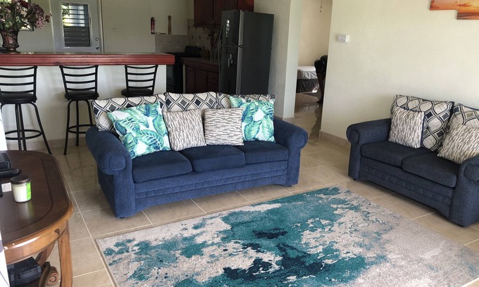 Woodbourne Apartment | Tranquil 2-bedroom apartment in Beautiful Barbados