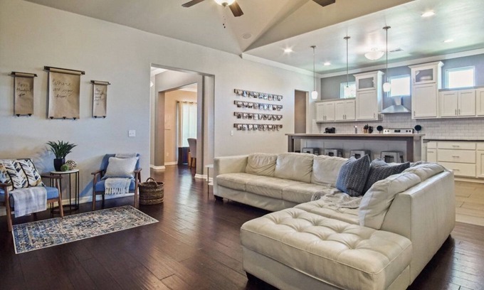 Oklahoma City House | Tranquil Backyard, Clean Open-Concept, Fresh Decor, Great Location, Nice Kitchen