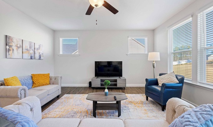 Clayton House | Tranquil Retreat on Echo Canyon Dr E#41949