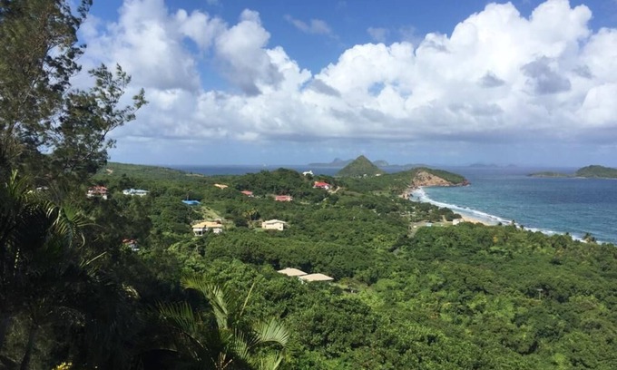 St. Patrick House | Tranquil Tropical Villa Overlooking the Islands of the Grenadines