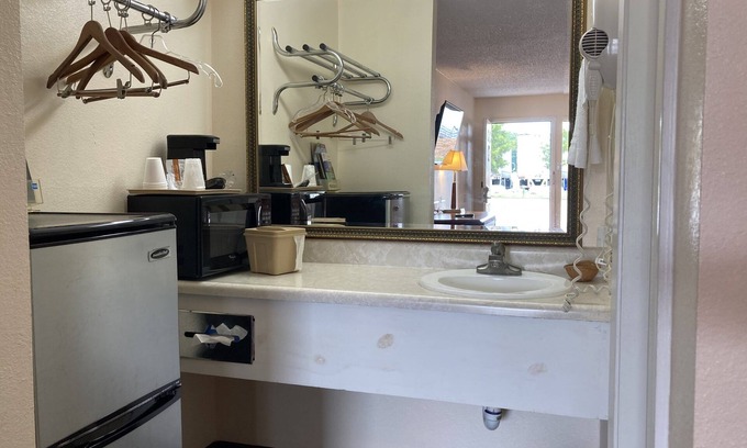 Hazen Hotel | Travel Inn Hazen