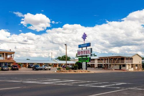 East Las Vegas Hotel | Travelodge by Wyndham Las Vegas NM