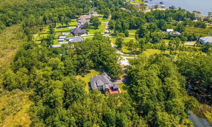 Theodore House | Tree-Lined Theodore Home w/ Private Fishing Pier!