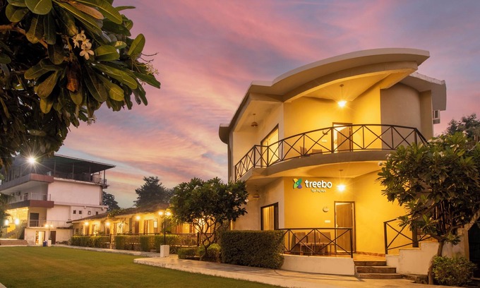 Malabar Hill Hotel | Treebo Tiger Pug Mark Resort with Pool