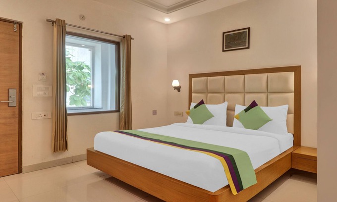 Amritsar Hotel | Treebo Trend Kavish Boutique Villa