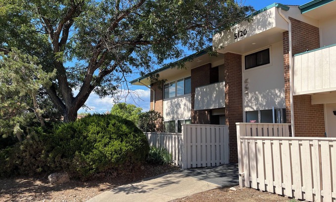 Gunbarrel Condo | Treehouse Retreat 2bed2bath: Your shortterm housing solution!