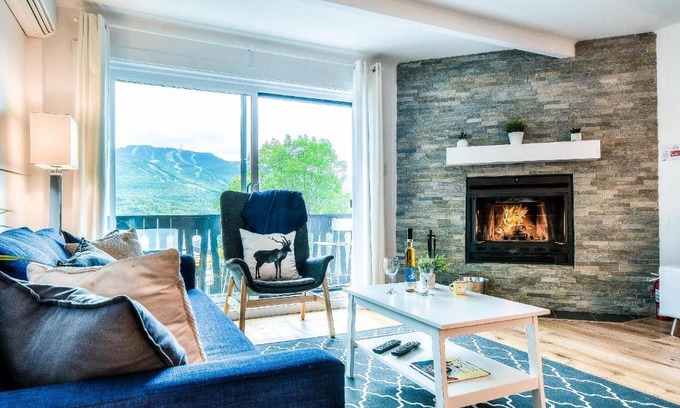 Mont-Tremblant House | Tremblant Hotel Du Lac - Amazing Lake and Mountain View - B427