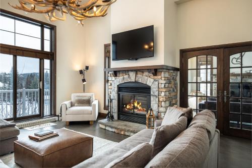 Mont-Tremblant Pedestrian Village Apartment | Tremblant Prestige - Bondurant 95-15