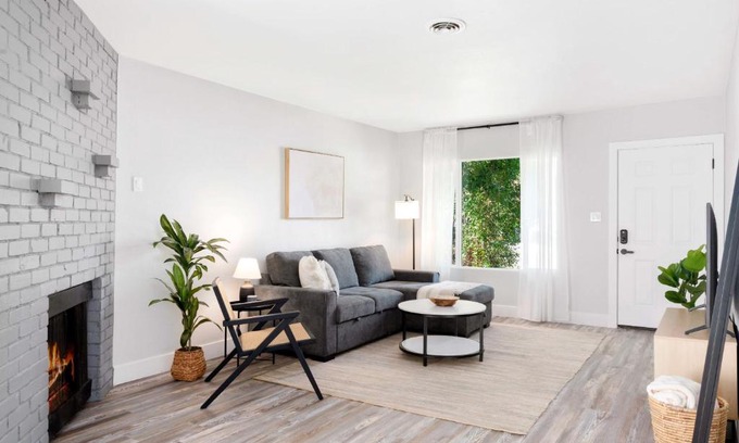 Citrus Heights House | Trendy & Snug 2BR Sacramento Home with King Bed