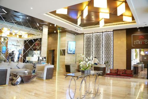 Dubai Sports City Apartment | Treppan Hotel & Suites By Fakhruddin