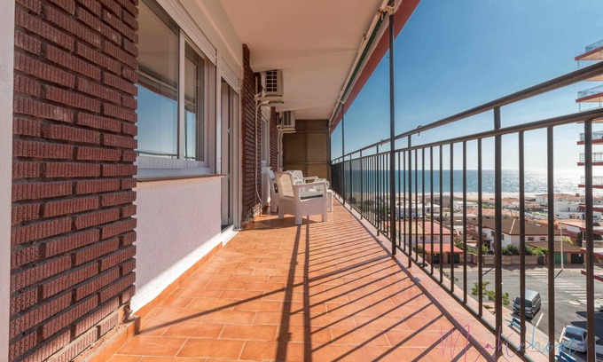 Punta Umbria Apartment | Tres Dormitorios ,vistas al mar , Junto a la Playa