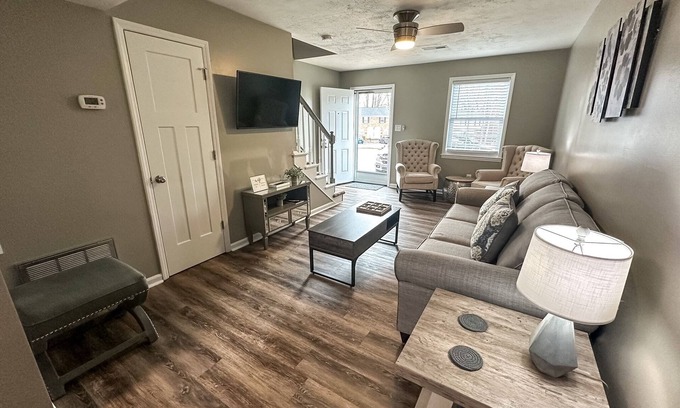 Belmont Condo | "Triple C" Clean, Comfy & Convenient