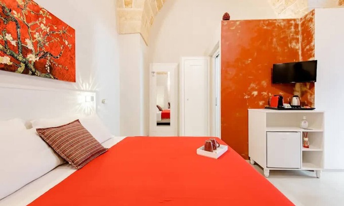 Tuglie Bed & Breakfast | Triple room Nine Crosses