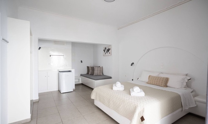 Agios Stefanos House | Triple Room with Sea View