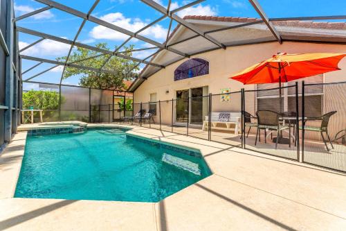 Solana House | Tropical Oasis on Hypolita