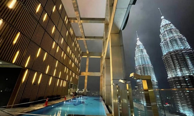 Kuala Lumpur City Centre Apartment | Tropicana The Residence KLCC By Rainbow Suites