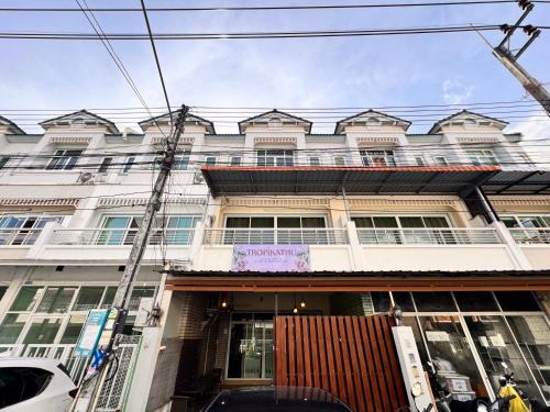 Kathu Apartment | Tropikathu Guest House