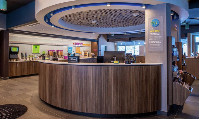 Simonton Lake Hotel | Tru by Hilton Elkhart, IN