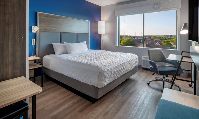 South Central Omaha Hotel | Tru By Hilton Omaha I-80 at 72nd Street, NE