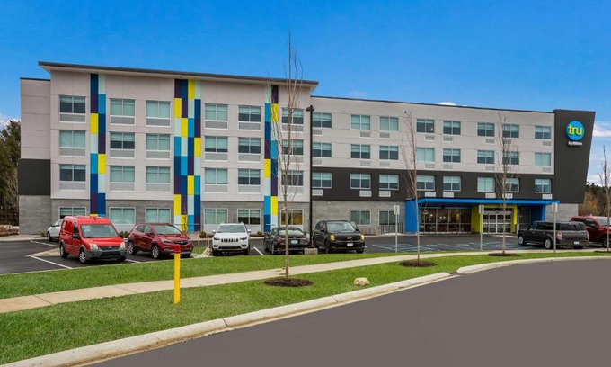 Traverse City Hotel | Tru By Hilton Traverse City