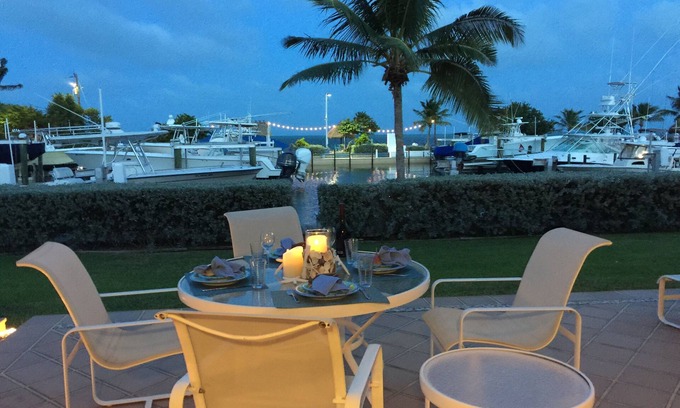 Key Largo House | True 3/3 Direct Oceanfront.Good winter dates. Marina,Beach,pools, pickball, bbq,