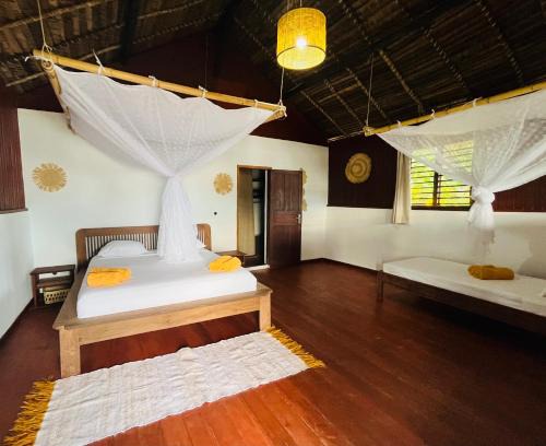 Ambaro Hotel | Tsara Beach