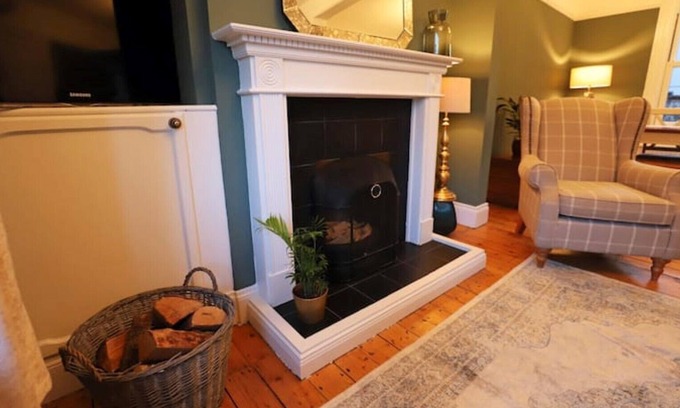 Belfast House | Tudor Heaven - Lisburn Road - BT9