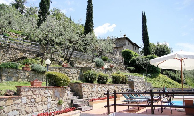 Loro Ciuffenna Villa | Tuscany Villa Chianti Hills - Villa Oliveta